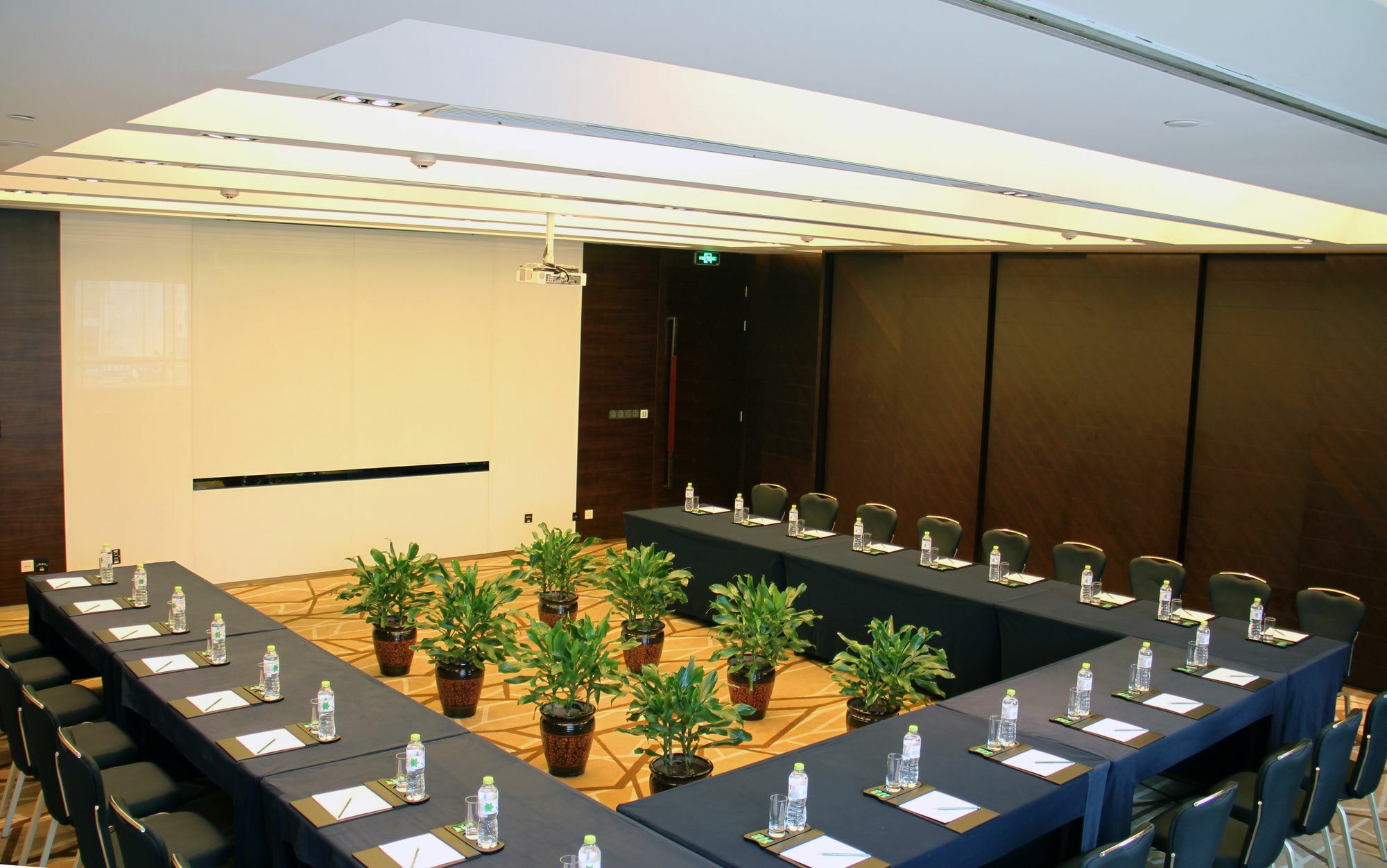 Hotel Wyndham Garden Yuhuan Downtown Taizhou  Esterno foto