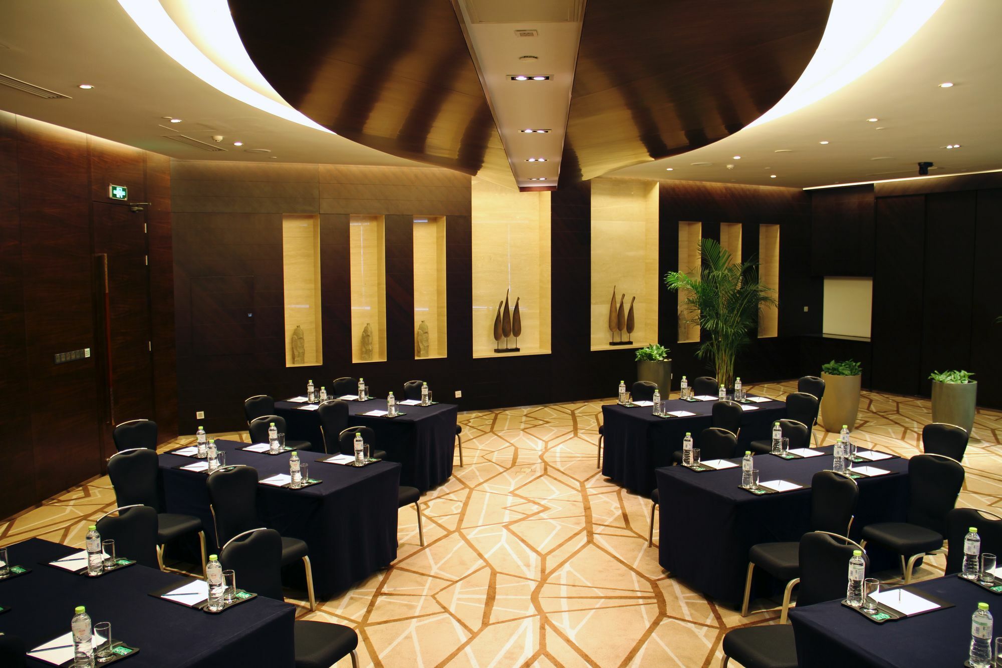 Hotel Wyndham Garden Yuhuan Downtown Taizhou  Esterno foto